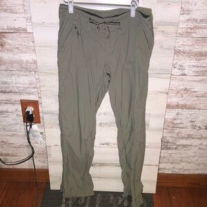 The north face green outdoor tactical pants rugged pants comfy 6 regular fit​​​